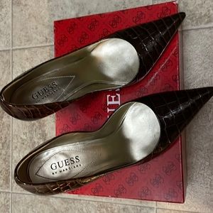 Guess by Marciano Dark Brown Crocco, size 7.5